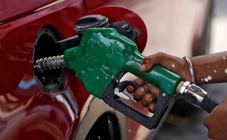 Petrol, diesel rate slightly decreased on Tuesday..Check out rates here