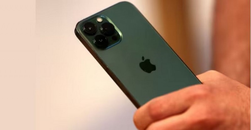 Budget 2024: How Reduced Import Duties Will Impact Apple iPhones and Google Pixels