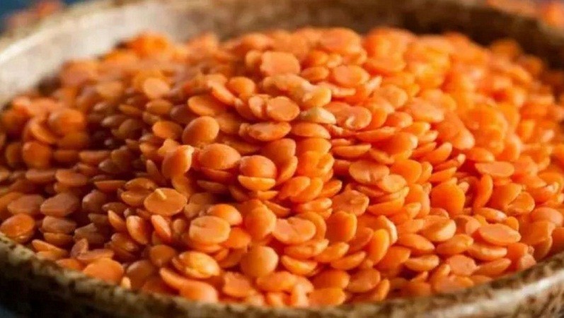 Centre reduces import duty on Masur dal to zero; halves Agri infra cess to 10 percent