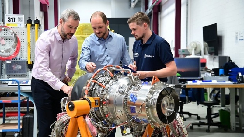 Rolls-Royce's New Hybrid-Electric Engine Begins Tests