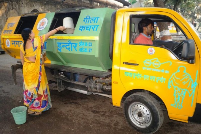 Indore's Innovative Approach: Nagar Nigam Generates Revenue from Waste Material Collection
