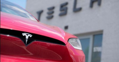 Tesla Intensifies Job Cuts Amid Sales Slowdown in China