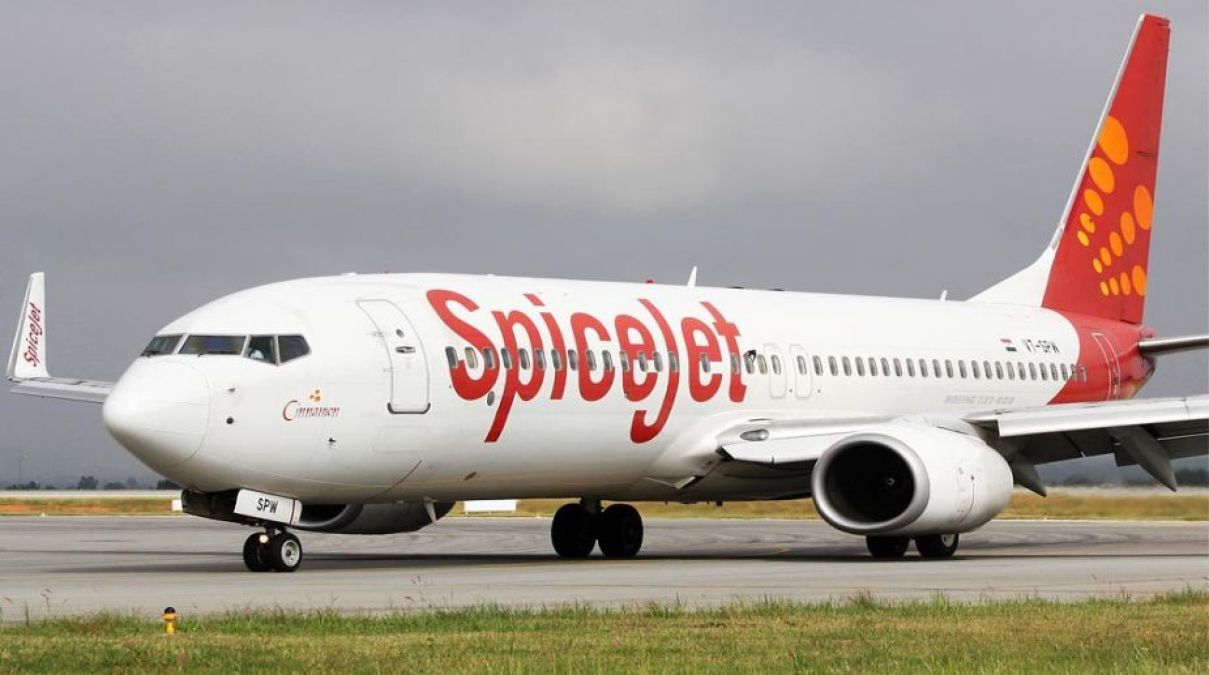 SpiceJet becomes to domestic airline to add 100th plane