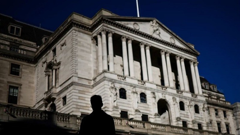 Bank of England Cuts Rates to 4.75% Amid Higher Inflation Outlook After New Budget