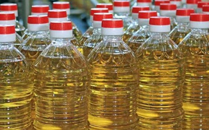 Imported edible oils prices declined after import duty reduction: Govt