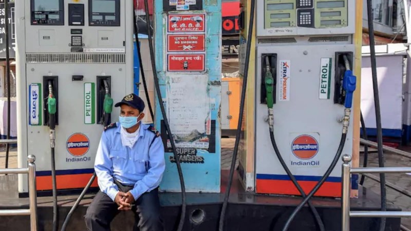 Petrol Price Today: Petrol, diesel rates increased to record highs, check latest prices