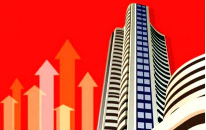 Sensex climb 750 points, Nifty above 16,425; IT stocks lead