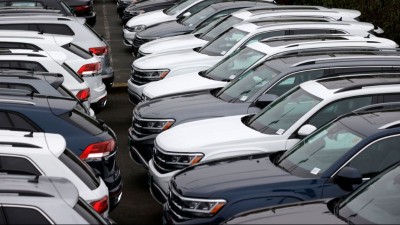 Auto Sales Rise 6.6%  in January, But Dealers Hold Mixed Views on Future