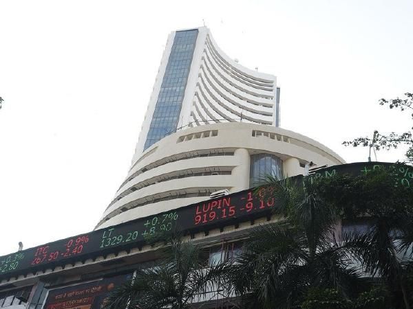The BSE benchmark Sensex and NSE Nifty unstable, After dropping over 100 points in early trade