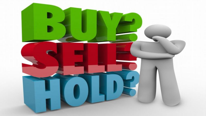 Sudarshan Sukhani suggest the buying and selling products of today