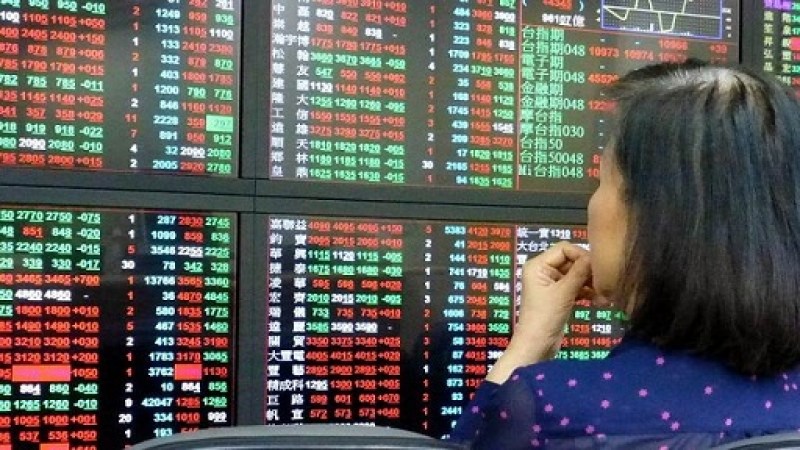 Asian Markets Surge amid counties Sign Giant Trade Deal