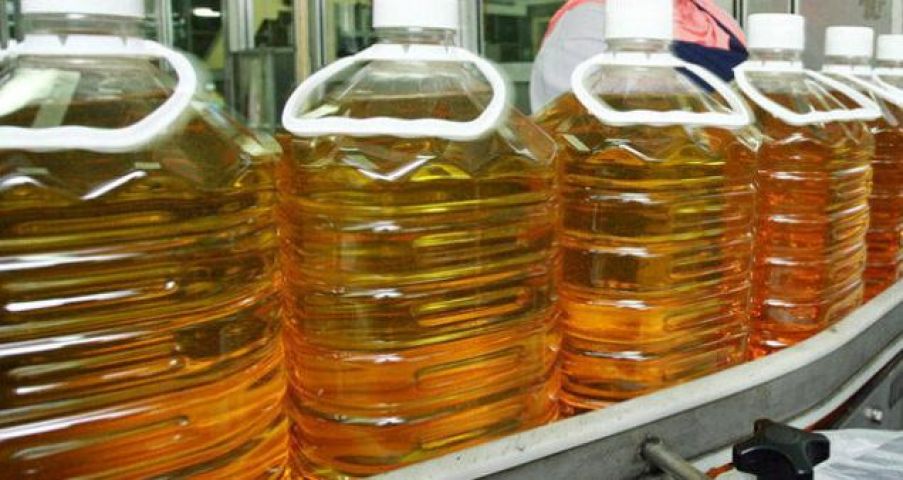 Vashi oils and oilseeds wholesale market suffers fall in groundnut oil price