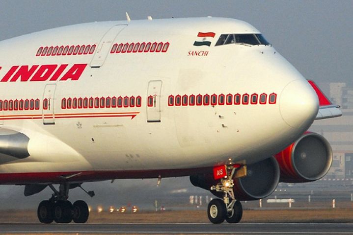 एयर इंडिया ने दी महिलाओं को 25 फीसदी की छूट