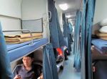 अब रेल यात्री अपने घर पर ले जा सकेंगे तकिया व चादर