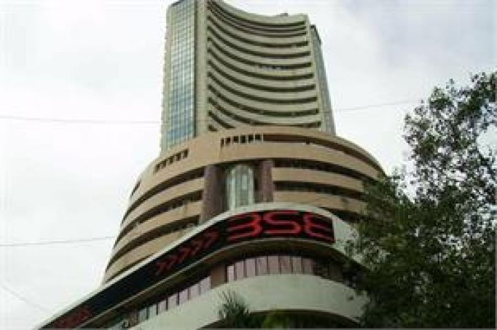 Sensex rush down 134 pts and nifty hits 8,500