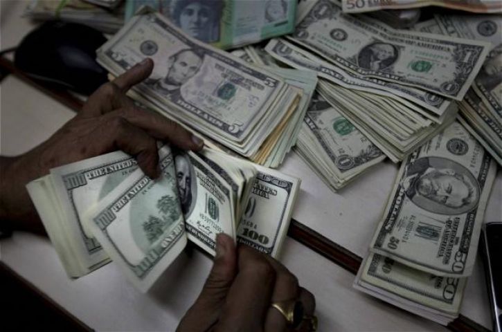 देश का विदेशी मुद्रा भंडार रिकार्ड 372 अरब डॉलर पर पहुंचा