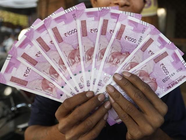 Mess in the rows of exchange following Demonetization of notes