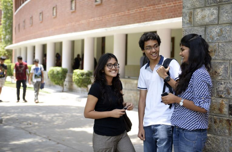 दिल्ली यूनिवर्सिटी -पीएचडी कर रहे सभी छात्रों के लिए जारी होगा एक नया प्लान