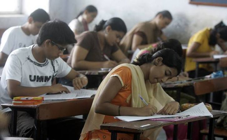 NEET का पेपर हुआ लीक, दो लोग गिरफ्तार