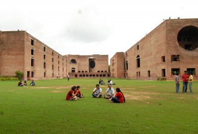 Applications issued for these posts in IIM Ahmedabad, know last date to apply