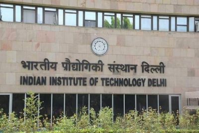 IIT Delhi ने निकाली ग्रेजुएट के लिए वैकेंसी