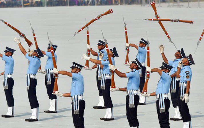 Today is the last date of application to get a job in IAF, apply soon