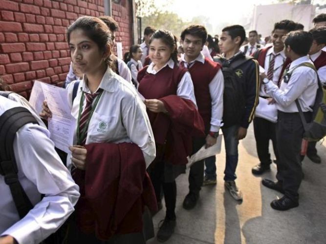 दिल्‍ली: स्‍कूलों में परीक्षा का पैटर्न बदल सकती है सरकार