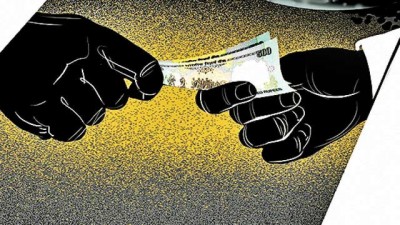 Hyderabad : Government officer caught red handed while accepting bribe