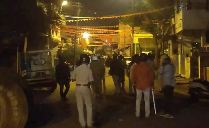 कर्नाटक: हुबली पथराव का मास्टरमाइंड हिरासत में लिया गया