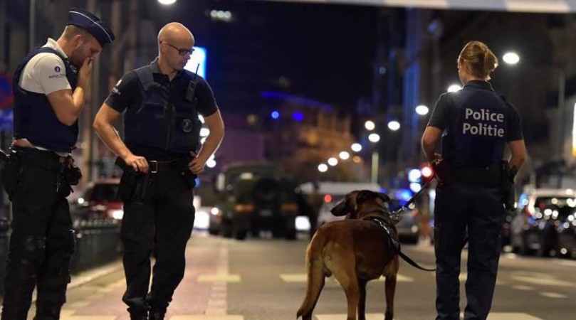 Young man attacks people in the library, one woman killed