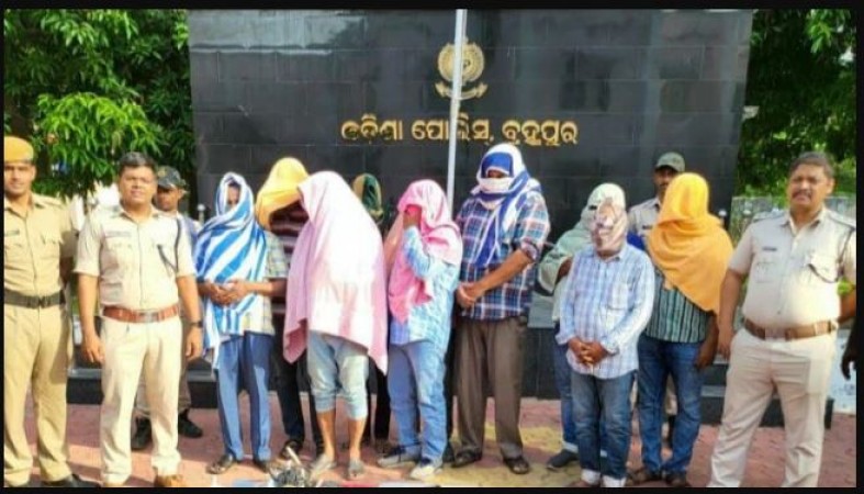 Odisha: Sex Determination Racket Busted,13 Arrested