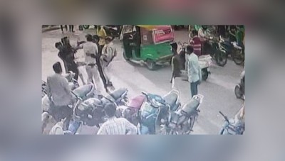 इंदौर पुलिस द्वारा  बर्बरता से युवको को मारने  का वीडियो हुआ वायरल