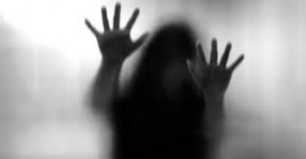 Judge calls home and rapes girl, cheats 15 lakh