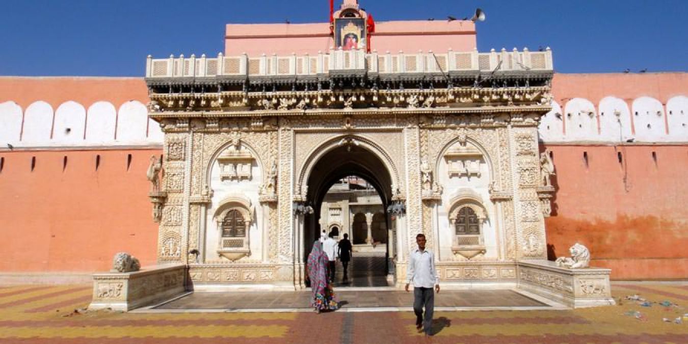 Amazing Facts: Interesting Facts about Karni Mata Temple