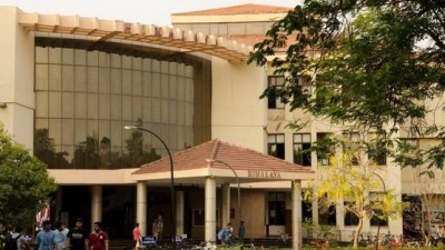 IIT मद्रास के कोविद मामले पर सीएम ने जताई चिंता