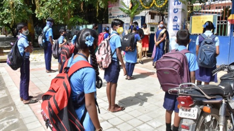 Karnataka govt approves Rs 132 cr for school children