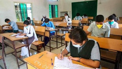 ओडिशा सरकार ने बिना परीक्षा के मानक 1 से 8 तक के छात्रों को बढ़ावा