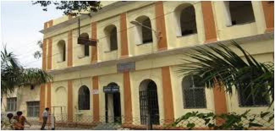 Holkar College increases 1650 seats as admissions on