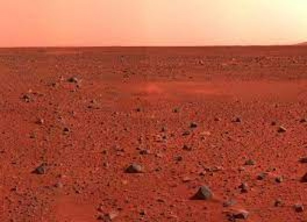 How did Mars become red?