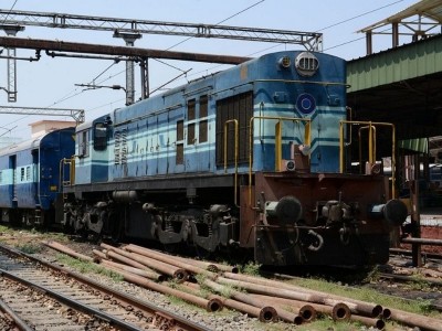 उत्तर मध्य रेलवे के पदों पर भारतीय रेलवे ने निकाली बंपर भर्तियां, जल्द करें आवेदन