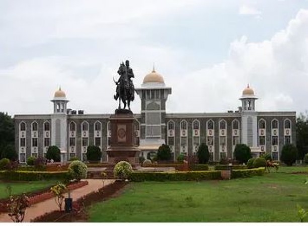 शिवाजी विश्वविद्यालय, कोल्हापुर में 135 सहायक प्रोफेसर पदों के लिए वॉक-इन-इंटरव्यू