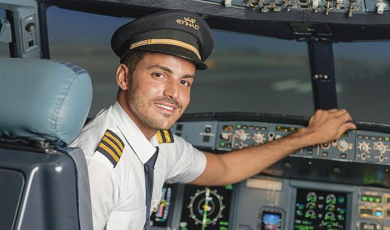 Want to become a pilot? Apply here
