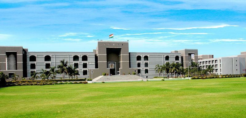 Gujarat High Court Recruitment 2018: Golden opportunity for 10 th pass student to apply for 1,149 Vacancies of Grade IV