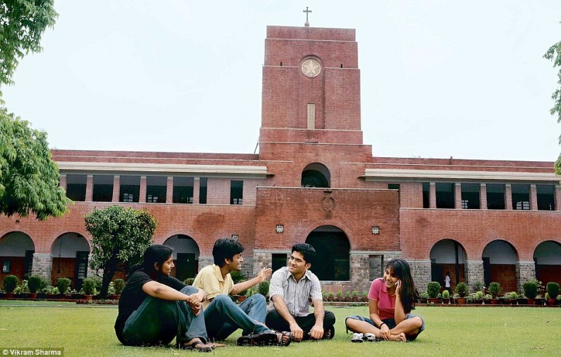 Delhi University notification on reopening from Sept 20 is fake!