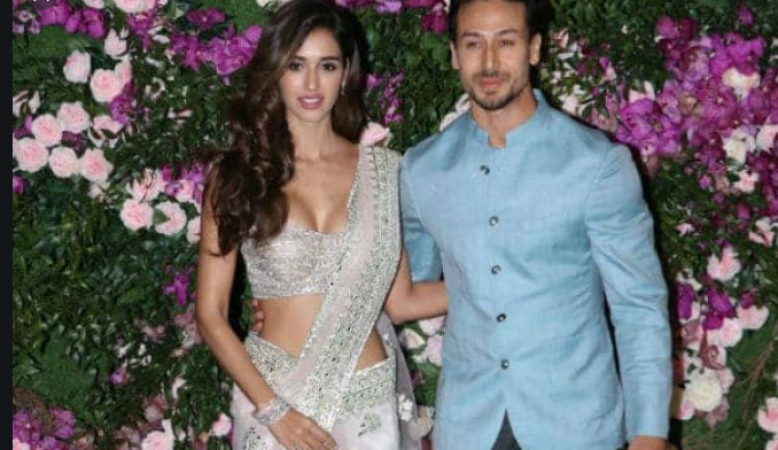 Disha Patani shares romantic picture with Tiger, mother commented