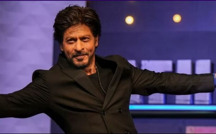 Shah Rukh Khan is one of the most popular actors in Bollywood.