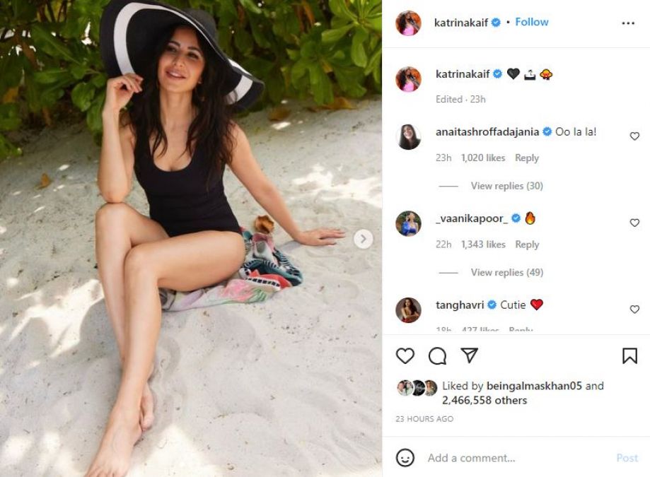 Seeing daughter-in-law Katrina in monokini, father-in-law gives special reaction