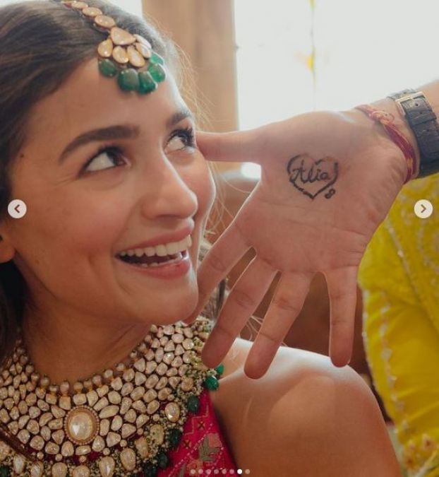 Photos of Alia-Ranbir's Mehandi Ceremony surfaced, Rishi Kapoor also appeared