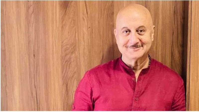 'Use thrown stones to build your palace', said Anupam Kher amid incidents of 'stone pelting' across the country