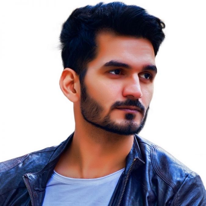 Gajendra Verma became famous with this song, also got popularity due to this one reason